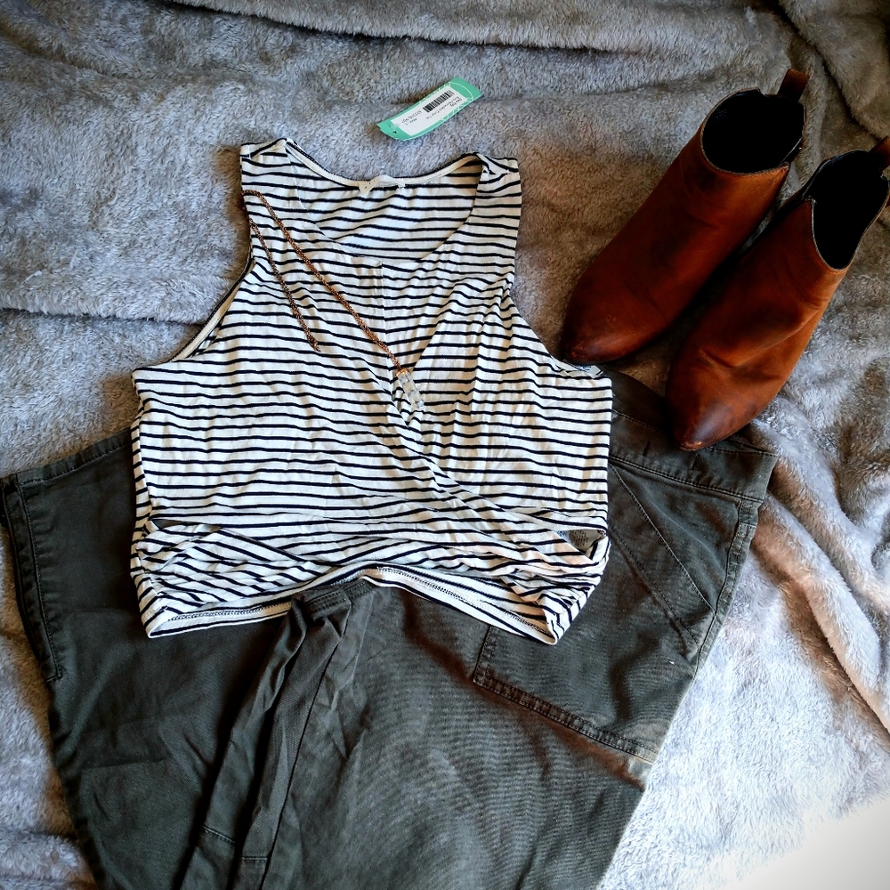 Criss cross crop top